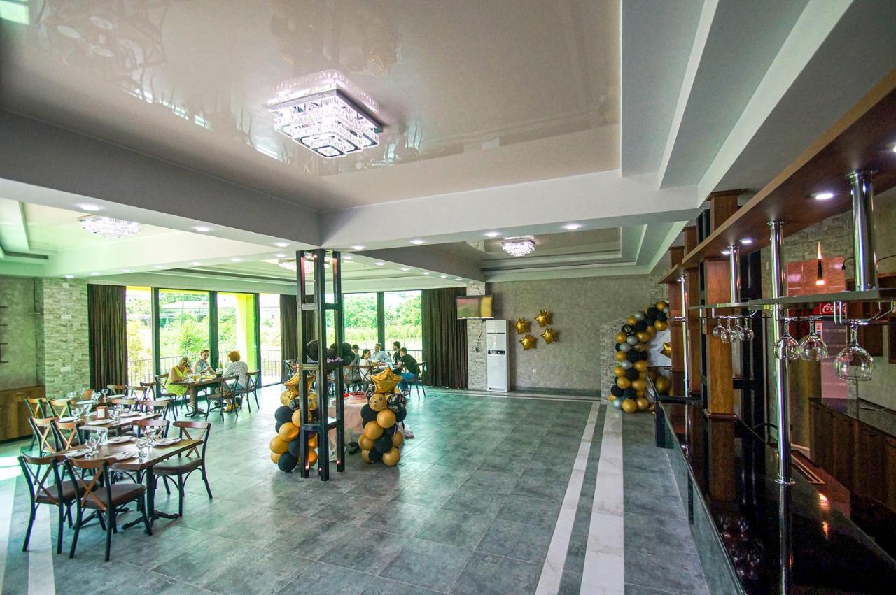 Delta Hotel Ureki Kültér fotó