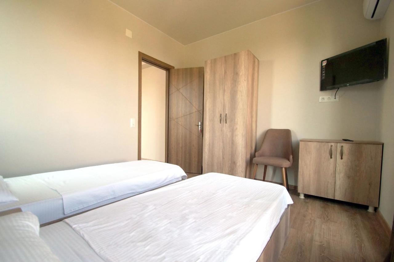 Delta Hotel Ureki Kültér fotó