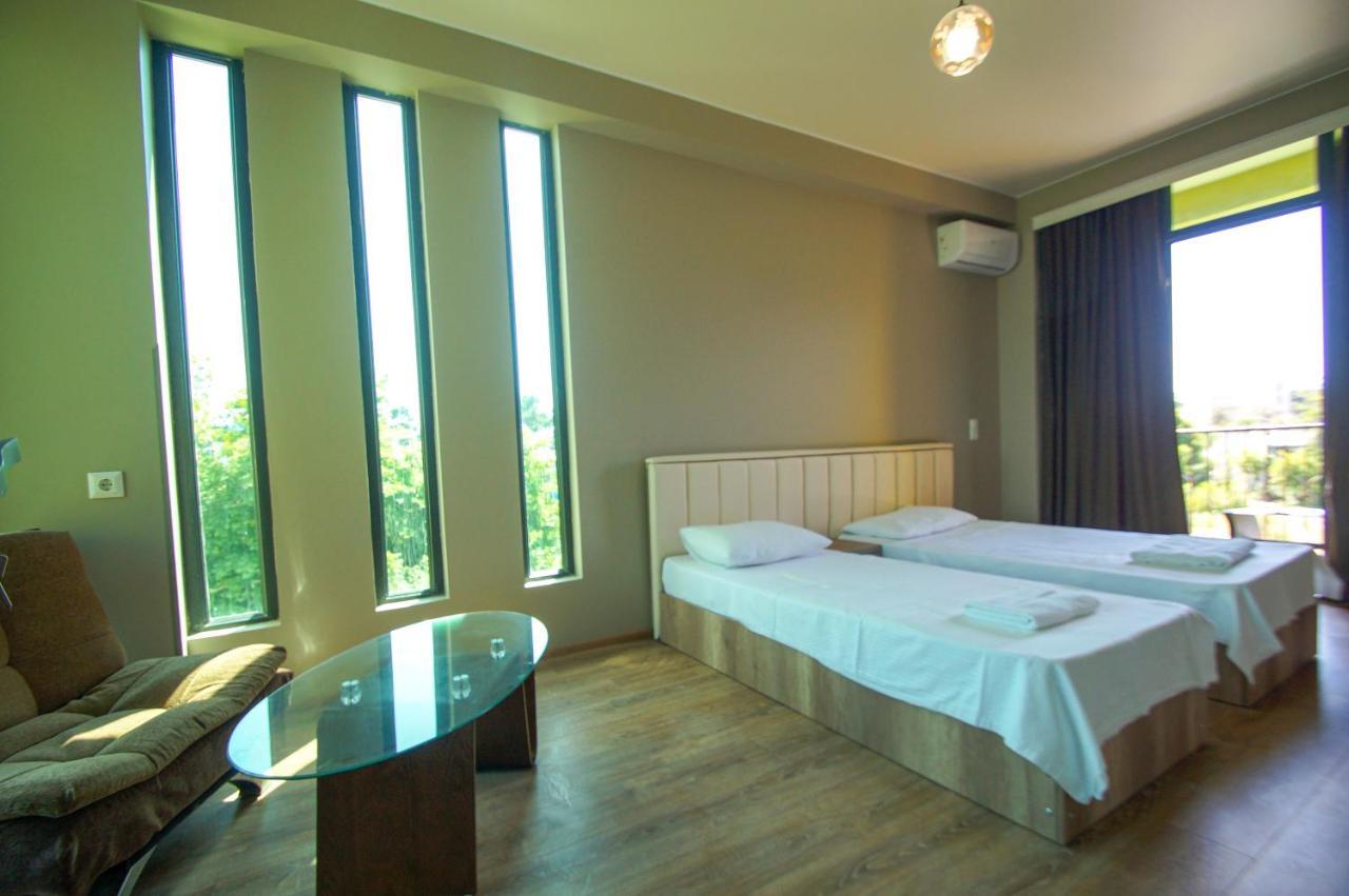 Delta Hotel Ureki Kültér fotó