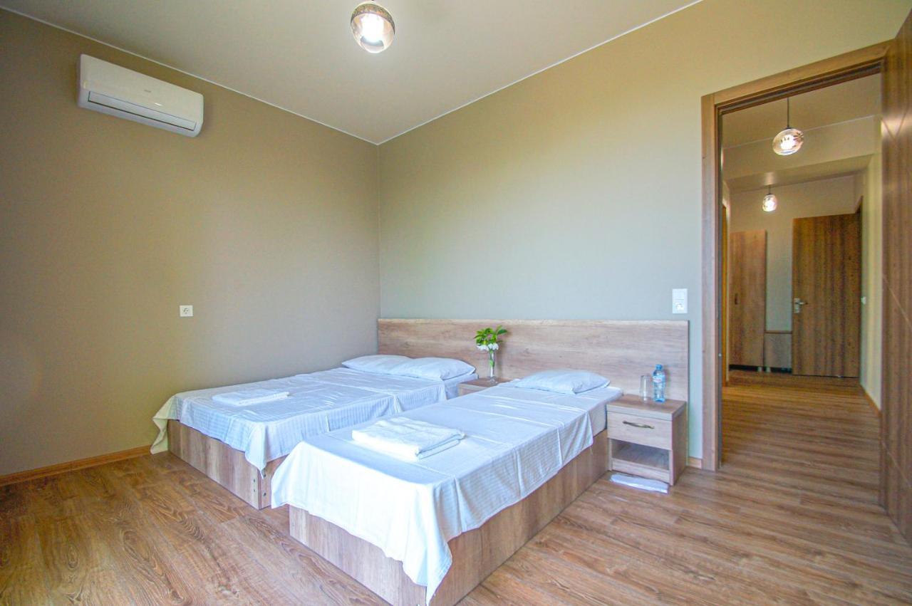 Delta Hotel Ureki Kültér fotó