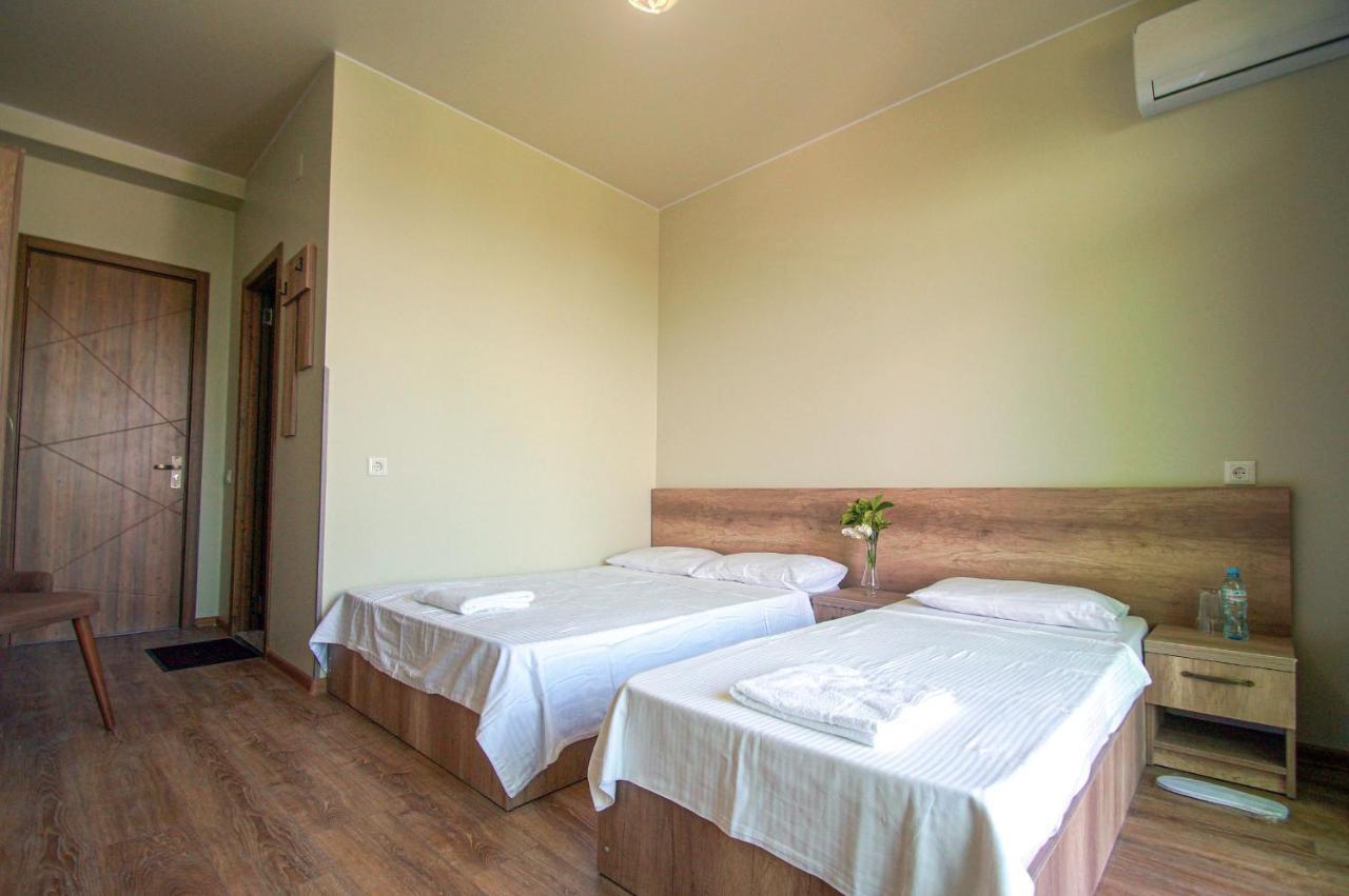 Delta Hotel Ureki Kültér fotó